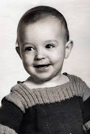 Paula Jolly's Instagram, Twitter & Facebook