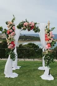 Blumenbogen Fur Die Hochzeit Bogen Hochzeit Hochzeit Blumenbogen