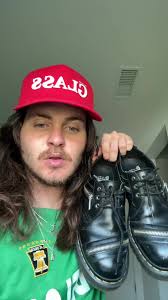 Cómo hacer cómodos tus Doc Martens.