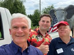 The 51st Annual North Ridgeville Corn Festival and Parade was held this  past weekend. The 90 degree heat didn't deter lots of families and friends  from enjoying the festivities.