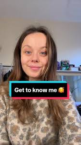 Get to know me while I get ready for panto ✨ #panto #getreadywithme  #gettoknowme #makeup #eviepickerill