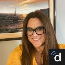 Cheryl Darr's Instagram, Twitter & Facebook