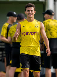 Find the latest mateu morey news, stats, transfer rumours, photos, titles, clubs, goals scored this season and more. Borussia Dortmund On Twitter 58 Yo Mateu Mateu Morey Scores His First Goal For Bvb Fcsbvb 0 6