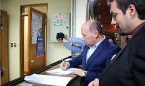 De wikipedia, la enciclopedia libre. 06 03 2019 Alcalde Valdivia Interpuso Querellas Por Presunto Delito De Injurias Graves Por Escrito Y Con Publicidad En Contra De Dos Medios De Comunicacion Electronicos De Panguipulli 06 03 2019
