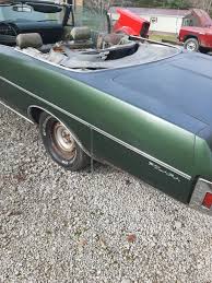 Image result for Dark Green 1970 Polara