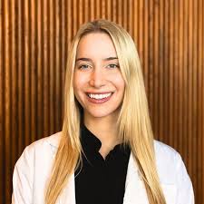 Kate Goetzinger APRN, FNP-C Injector