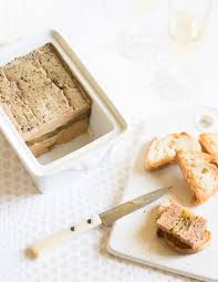 Recette De Terrine De Foie Gras A L Armagnac Pain D Epices Et Poires Roties