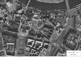 Dresden 1945 in ansichtskarten aus sachsen. Neumarkt Landeshauptstadt Dresden
