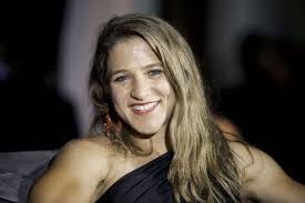 La campeona olímpica paula pareto gana el oro en el campeonato panamericano de guadalajara. Paula Pareto Photos Paula Pareto Picture Gallery Famousfix