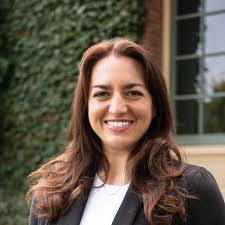 Stephanie Hardison's Instagram, Twitter & Facebook