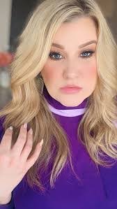 Jovan Phillips's Instagram, Twitter & Facebook