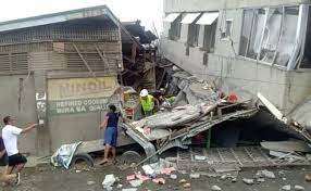 Scores of buildings collapsed and damaged, which caused 1621 deaths. 6 8 Earthquake Hits Phillipines Many Injured President Rodrigo Duterte Escapes Unharmed