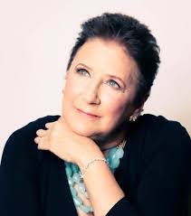 Judy Reneau's Instagram, Twitter & Facebook