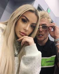 Februar auf die karibik insel gereist. Youtuber Jake Paul Macht Beziehung Mit Nackt Model Offiziell Promiflash De