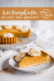 This Keto Pumpkin Pie Is The Perfect Addition To Your Low Carb Thanksgiving Table It Has All Th In 2021 Low Carb Pumpkin Pie Keto Pumpkin Pie Low Carb Recipes Dessert