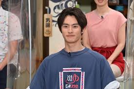 Kamen rider saber (仮面ライダーセイバー/聖刃, kamen raidā seibā) is a japanese tokusatsu drama and the current entry of toei company's kamen rider series. Mctz2t9rl4ub M