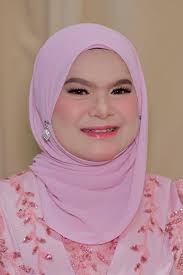 Meh roger sy sis @imahalim_makeupartist