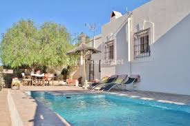 Kyero es el portal de viviendas españolas con más de 200.000 casas y pisos de las principales agencias inmobiliarias del país. Casa En Nijar Cabo De Gata Espaciosa Tranquila Y Con Un Encanto Muy Especial Noticias Spainhouses Net