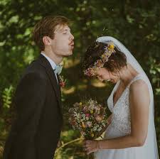 Die bunte hatte am samstag zuerst über die hochzeit berichtet. Anne Und Bjorn Fotografie Home Facebook