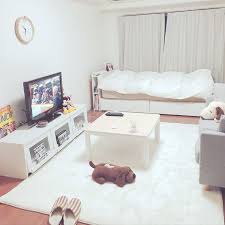 オトナ女子のシングルルームはこだわり盛りだくさんで暮らしたい folk インテリアデザイン 一人暮らし 部屋 インテリア 女子 一人暮らし部屋レイアウト