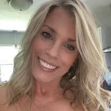 Michele Thomas (@MMThomas2012)