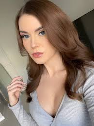 Goddess Jasmine Mendez Domme Addiction Daily Fix: Monday September 18th  2023 - Domme Addiction
