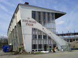 Vaca roja öffnet am montag um 14 uhr die außengastronomie!!! Essener Georg Melches Stadion Hier Stirbt Ein Stuck Ruhrgebiet Fussball Faz