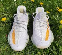The silhouette that built kanye west's empire. Adidas Yeezy Boost 350 V2 Light Uv Gy3438 Release Date Sbd