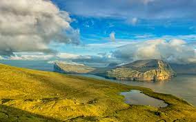 Le pays se compose de plus de 400 îles (une centaine est habitée) dont 2 principales, la sealand et la fionie. Fonds D Ecran 3840x2400 Photographie De Paysage Danemark Cote Ile Ciel Klaksvik Faroe Islands Nuage Nature Telecharger Photo