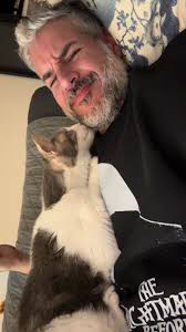 Jonathan Collazo (@lovexojonny)