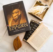 Eragon is the very first publication in christopher paolini's inheritance cycle series. 5 Grunde Warum Eragon Die Weisheit Des Feuers Von Christopher Paolini Absolut Lesenswert Ist Pusteblume Blog