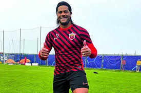 Fc porto is playing next match on 4 feb 2021 against belenenses sad in. Regime Fiscal Podera Ajudar Hulk A Voltar Ao Fc Porto Saiba Como