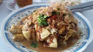 Banyak warga desa yang masuk kecamatan wilayah kecamatan karangrejo ini membuka usaha warung makan dengan menu khusus ayam panggang. 10 Makanan Khas Magetan Yang Enak Dengan Harga Terjangkau