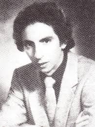 Er staan nu ook lévende personages op de operascène