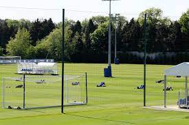From authentic chelsea fc kits to crested souvenirs direct from and kit out your home with branded chelsea fc souvenirs and gifts, available exclusively from the online store. Photos Frank Lampard And The Chelsea Players Return To Cobham For Training Session Football London