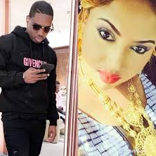 Aminate Cisse la sœur de Dede Cisse se trouve actuellement en prison de  Banakabougou Sema avec son Amant Diawoye. La Range Rover Sport c'est belle  et bien la voiture Amy Cisse N•