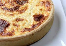 Cette Recette De Quiche Facile Cyril Lignac Commence Avec Une Pate Brisee Mais Personne N A A Sav Quiche Lorraine Recette Recette Quiche Facile Recette Quiche
