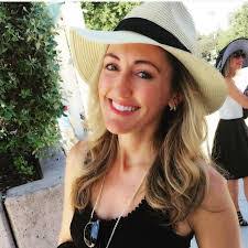 Dexter Lister's Instagram, Facebook & TikTok