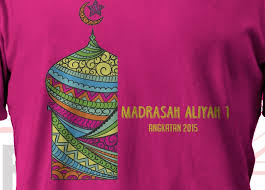 Karena menggunakan baju kaos berkera, serta dibagian depan diberikan logo unik. 20 Contoh Gambar Desain Kaos Kelas Yang Keren