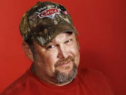 Cable Guy tramps from tundra to swamp for travel series