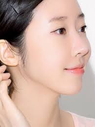 Forget Glass Skin Cloudless Skin Is The Latest Korean Skincare Trend Beauty Korean Beauty Tips Skin Care