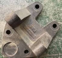 3953251109 Track Bar Bracket Stinger Rod Support for Beibentruck  Beifangbenchi North-Benz Heavy Truck Spare Parts Foton FAW JAC Camc Shacman  Hongyan Dongfeng