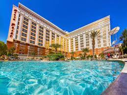 South Point Hotel Is Pure Las Vegas Fun Yet Still Kid Friendly Las Vegas Hotels Las Vegas With Kids Las Vegas Family Vacation