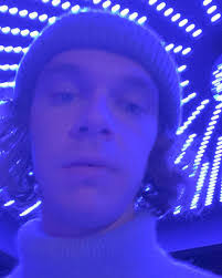 Alex Holliday's Instagram, Twitter & Facebook