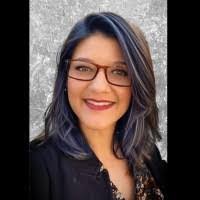 Christine Liles's Instagram, Twitter & Facebook