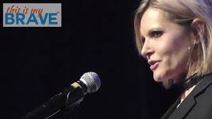 Traci Barr's Instagram, Twitter & Facebook