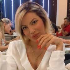 Caroline K. S. Alt opiniões