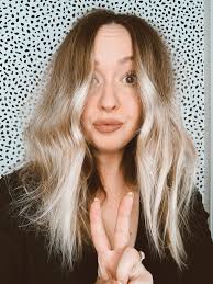 Holding hairstyle with no hairspray