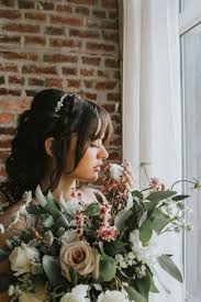 This hair idea will suit formal and informal gatherings. 52 Chic And Pretty Wedding Hairstyles With Bangs Weddingomania