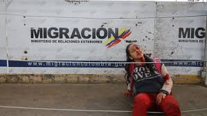 Frontera terrestre con brasil, aseguró maduro en una reunión con el alto mando militar en fuerte tiuna y añadió que se evalúa un cerrar también la frontera con colombia. Las Imagenes De La Tension Que Se Vive En Las Fronteras De Venezuela